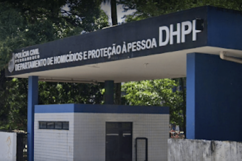 Seis jovens são mortos a tiros dentro de casa em chacina no interior de Pernambuco