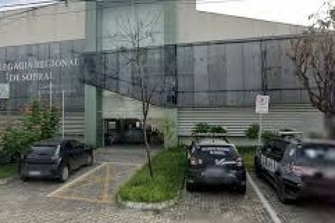 Mulher é morta a tiros dentro de residência em Sobral - Polícia investiga